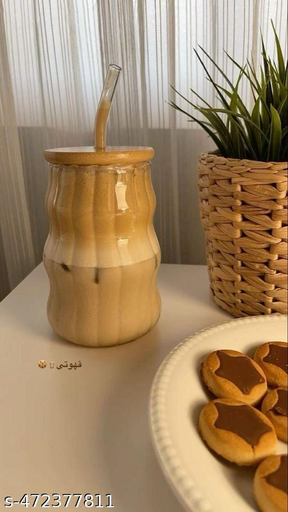Aesthetic Wave shape coffee tumblers with wooden lid and straw